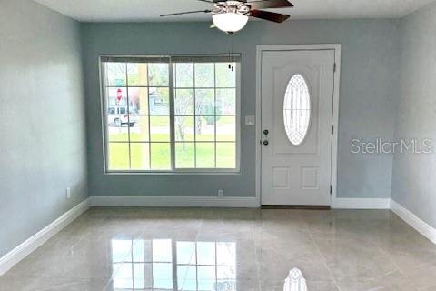 Villa ou maison à louer à Apopka, Floride: 3 chambres, 137.77 m2 № 2113217 - photo 7