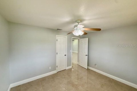 Villa ou maison à louer à Apopka, Floride: 3 chambres, 137.77 m2 № 2113217 - photo 23