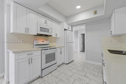 Casa en venta en North Lauderdale, Florida, 4 dormitorios, 155.8 m2 № 1852114 - foto 21