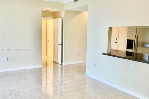 Condo in Doral, Florida, 2 bedrooms  № 1764277 - photo 22