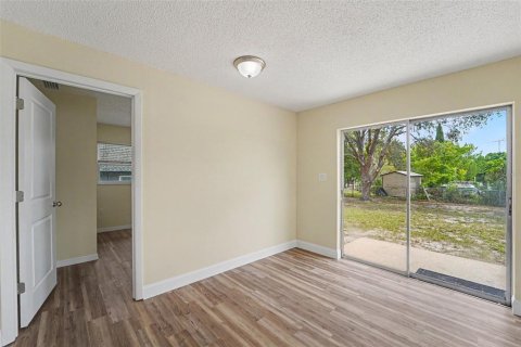 House in Spring Hill, Florida 3 bedrooms, 125.98 sq.m. № 2222632 - photo 14