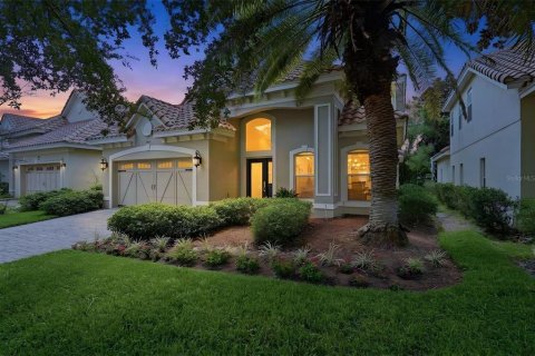 House in Orlando, Florida 4 bedrooms, 254.55 sq.m. № 2394159
