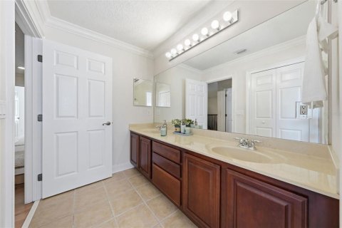 House in Orlando, Florida 4 bedrooms, 254.55 sq.m. № 2394159 - photo 26