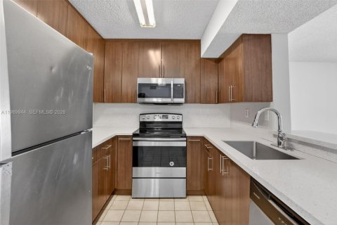 Condominio en alquiler en Pembroke Pines, Florida, 2 dormitorios, 94.39 m2 № 2057668 - foto 4