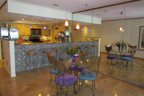 Copropriété à louer à Redington Beach, Floride: 2 chambres, 127.74 m2 № 251536 - photo 12