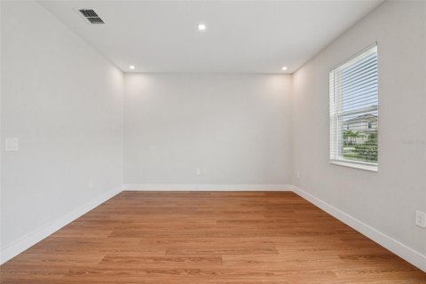 Adosado en venta en Clermont, Florida, 3 dormitorios, 170.38 m2 № 2108231 - foto 24