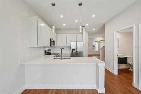 Adosado en venta en Clermont, Florida, 3 dormitorios, 170.38 m2 № 2108231 - foto 18