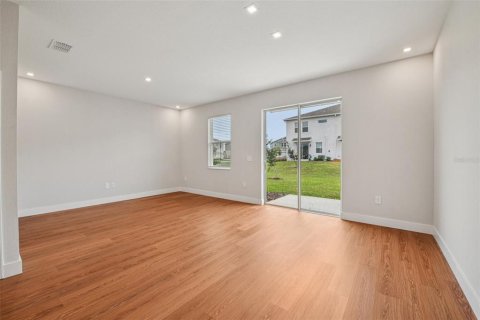 Adosado en venta en Clermont, Florida, 3 dormitorios, 170.38 m2 № 2108231 - foto 10