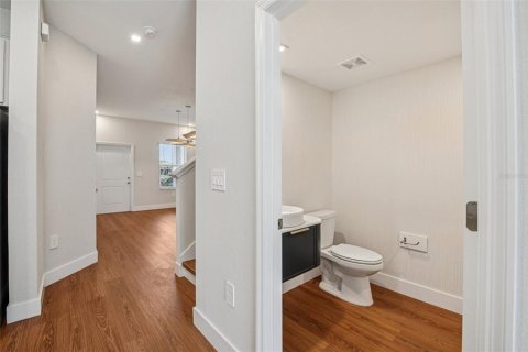 Adosado en venta en Clermont, Florida, 3 dormitorios, 170.38 m2 № 2108231 - foto 22