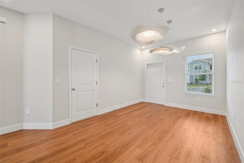 Adosado en venta en Clermont, Florida, 3 dormitorios, 170.38 m2 № 2108231 - foto 7