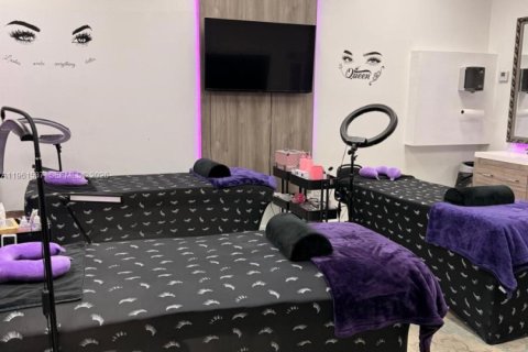 Propiedad comercial en venta en Davie, Florida № 2023389 - foto 14