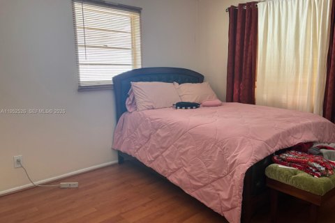 House in Boynton Beach, Florida 2 bedrooms, 122.35 sq.m. № 2006706 - photo 23