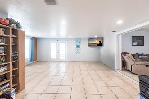 Villa ou maison à vendre à Port Charlotte, Floride: 4 chambres, 169.64 m2 № 1786635 - photo 7