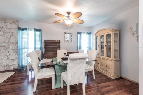 Villa ou maison à vendre à Port Charlotte, Floride: 4 chambres, 169.64 m2 № 1786635 - photo 12