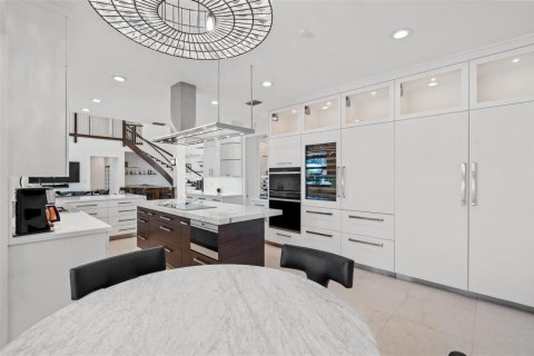 Villa ou maison à vendre à Lighthouse Point, Floride: 4 chambres, 340.02 m2 № 2081757 - photo 15