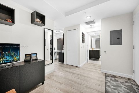 Купить кондоминиум в Майами, Флорида 1 спальня, 79.15м2, № 2012556 - фото 13