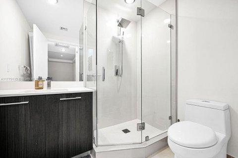 Купить кондоминиум в Майами, Флорида 1 спальня, 79.15м2, № 2012556 - фото 16