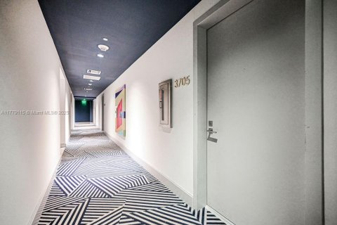 Купить кондоминиум в Майами, Флорида 1 спальня, 79.15м2, № 2012556 - фото 24