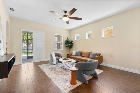 House in Tampa, Florida 4 bedrooms, 233.28 sq.m. № 1870582 - photo 12