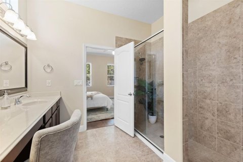 House in Tampa, Florida 4 bedrooms, 233.28 sq.m. № 1870582 - photo 18