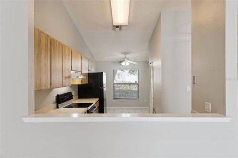 House in Oviedo, Florida 3 bedrooms, 129.41 sq.m. № 2121126 - photo 7
