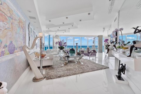 Copropriété à vendre à Hollywood, Floride: 3 chambres, 284.47 m2 № 1955533 - photo 6