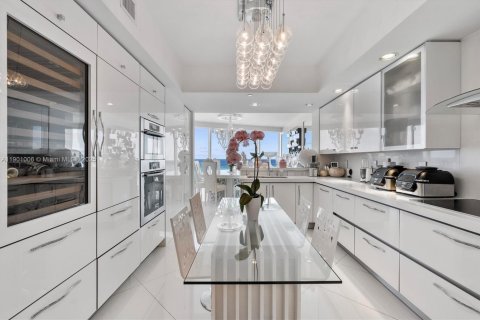 Copropriété à vendre à Hollywood, Floride: 3 chambres, 284.47 m2 № 1955533 - photo 12