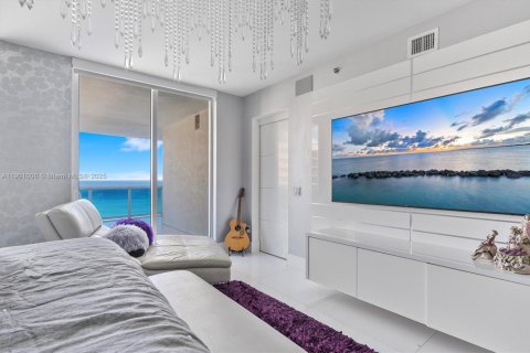 Copropriété à vendre à Hollywood, Floride: 3 chambres, 284.47 m2 № 1955533 - photo 18