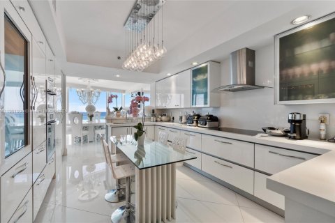 Copropriété à vendre à Hollywood, Floride: 3 chambres, 284.47 m2 № 1955533 - photo 11