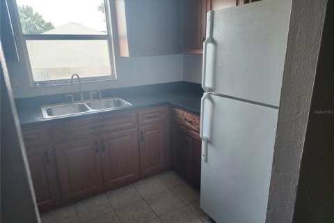 Condo in Tampa, Florida, 4 bedrooms № 2258263 - photo 6