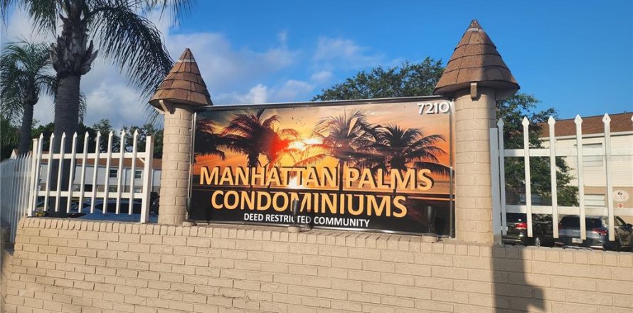 Condo in Tampa, Florida, 4 bedrooms № 2258263