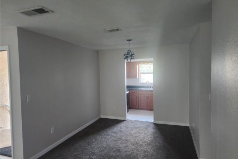 Condo in Tampa, Florida, 4 bedrooms № 2258263 - photo 4