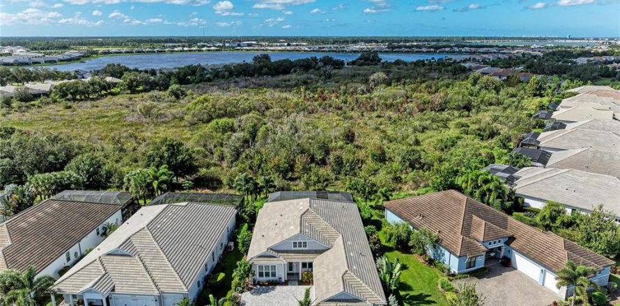 Casa en Sarasota, Florida 3 dormitorios, 252.51 m2 № 2425664