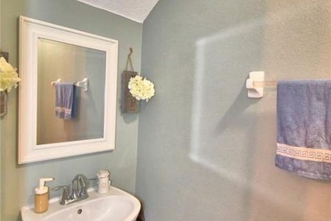 Townhouse in Lakeland, Florida 3 bedrooms, 159.14 sq.m. № 2218838 - photo 15