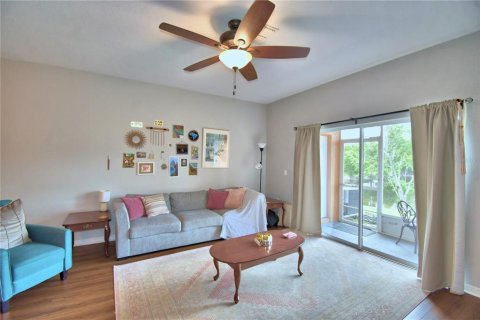 Townhouse in Lakeland, Florida 3 bedrooms, 159.14 sq.m. № 2218838 - photo 17