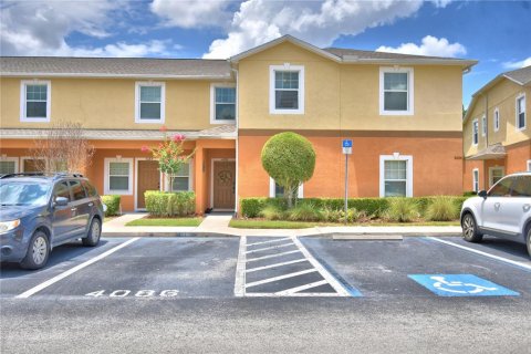 Townhouse in Lakeland, Florida 3 bedrooms, 159.14 sq.m. № 2218838 - photo 3