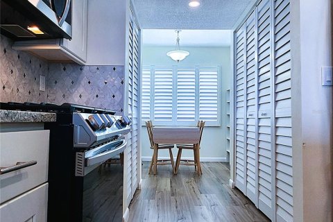Condominio en venta en Gulfport, Florida, 2 dormitorios, 116.59 m2 № 1761483 - foto 29