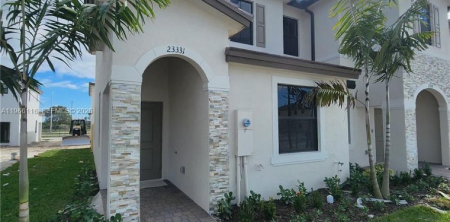 Таунхаус в Хомстед, Флорида 3 спальни, 123.37м2 № 2027974