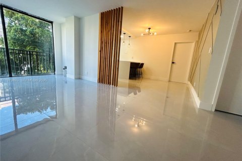 Купить кондоминиум в Санни-Айлс-Бич, Флорида 1 спальня, 71.26м2, № 2040457 - фото 13