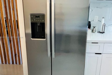 Купить кондоминиум в Санни-Айлс-Бич, Флорида 1 спальня, 71.26м2, № 2040457 - фото 20