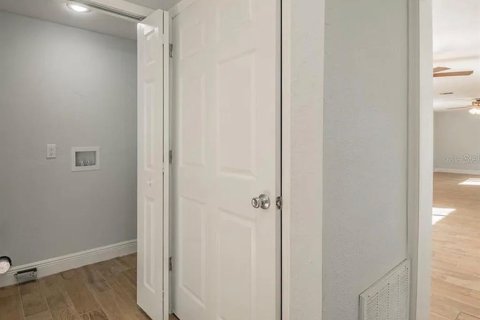 Villa ou maison à louer à Bradenton, Floride: 3 chambres, 117.06 m2 № 2112480 - photo 27