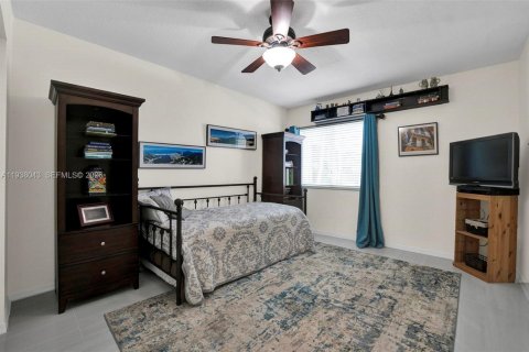 Снять в аренду виллу или дом в Дорал, Флорида 4 спальни, 243.4м2, № 2004445 - фото 21