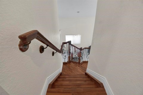 Снять в аренду виллу или дом в Дорал, Флорида 4 спальни, 243.4м2, № 2004445 - фото 26