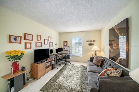 Adosado en venta en Tampa, Florida, 3 dormitorios, 141.58 m2 № 1880697 - foto 28