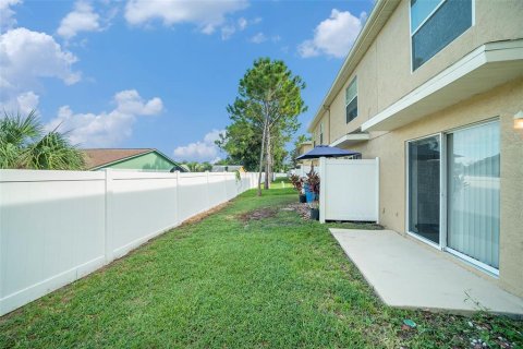 Adosado en venta en Tampa, Florida, 3 dormitorios, 141.58 m2 № 1880697 - foto 30