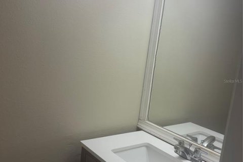 Condo in Tampa, Florida, 2 bedrooms  № 2225901 - photo 5