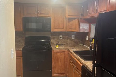 Condo in Tampa, Florida, 2 bedrooms  № 2225901 - photo 4