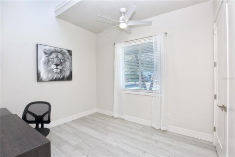 House in New Smyrna Beach, Florida 3 bedrooms, 133.78 sq.m. № 1531216 - photo 21