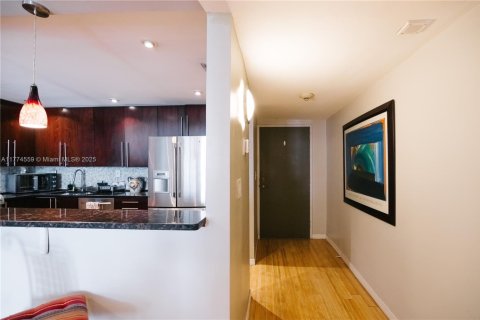 Copropriété à vendre à Sunny Isles Beach, Floride: 1 chambre, 92.9 m2 № 2061547 - photo 18