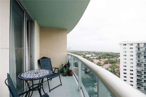 Copropriété à vendre à Sunny Isles Beach, Floride: 1 chambre, 92.9 m2 № 2061547 - photo 24